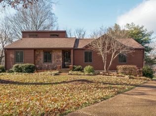 1417 Forest Side Ct, Nashville, TN 37221