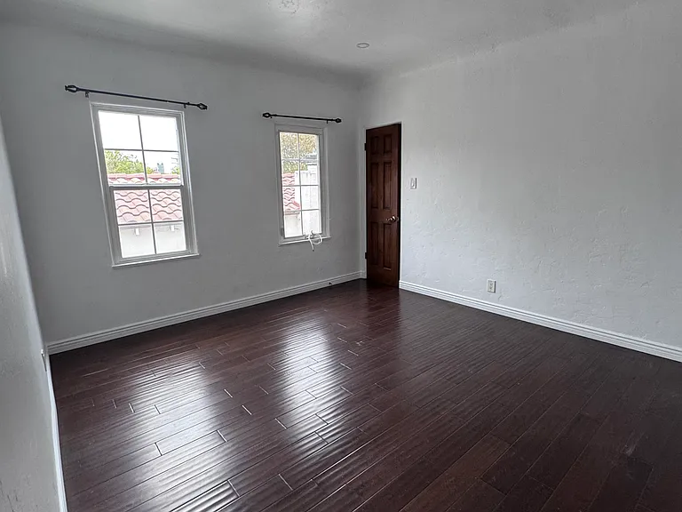 1609 Ellsmere Ave — Photo 19