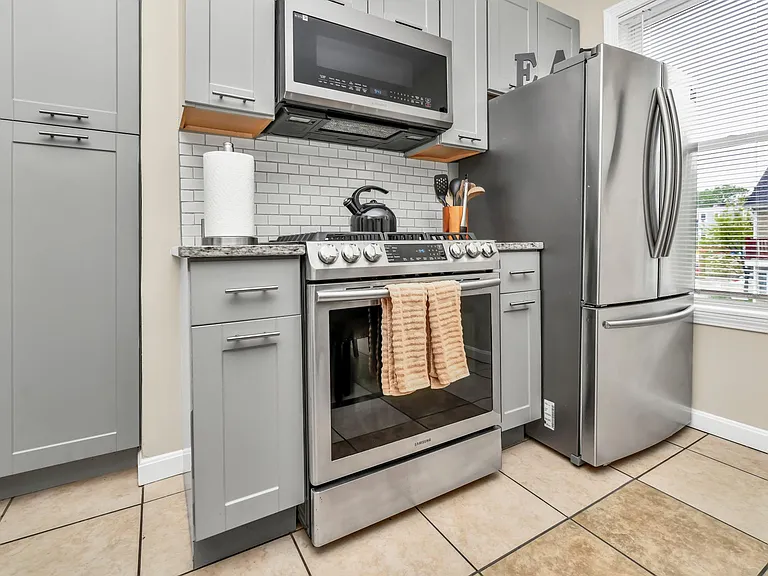12 Ferndale St #2 — Photo 10