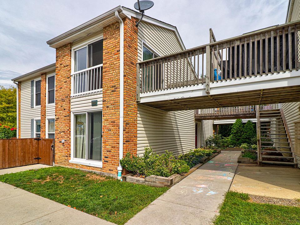 1st image of 1982 Kenilworth Cir APT D