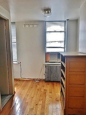 1st image of 517 E 12th St #12