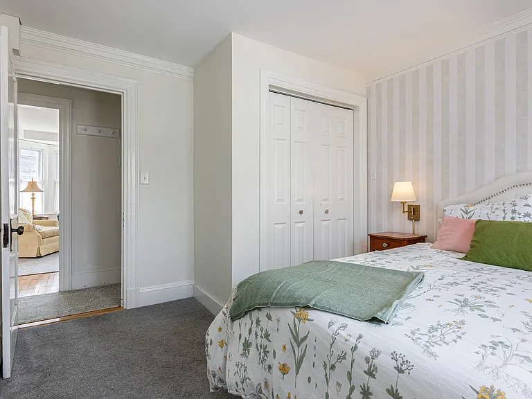 80 Roberts St #2 — Photo 13