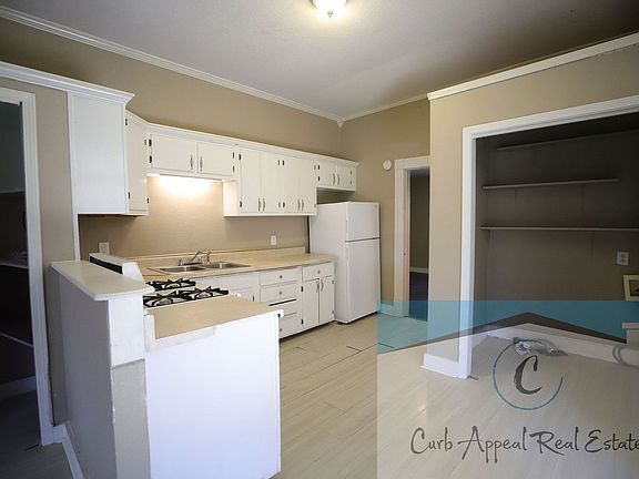 5th image of 714 W Matthews Ave APT E