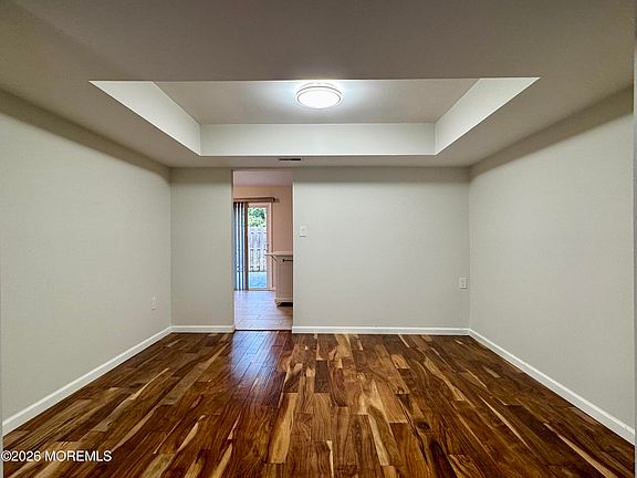 5th image of 46 Kingsley Way