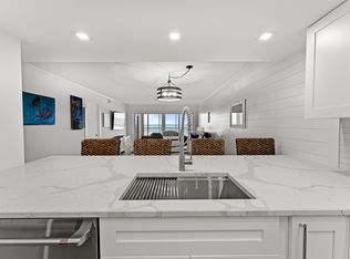 529 NE Plantation Rd APT 307, Stuart, FL 34996