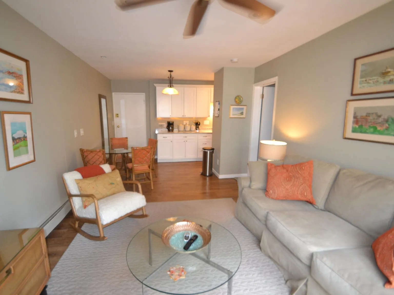 1 bed, 600 sqft, $1,295 — Photo 2