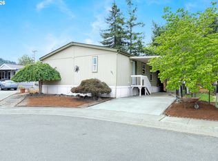 205 SE Twin Oaks Loop, Winston, OR 97496