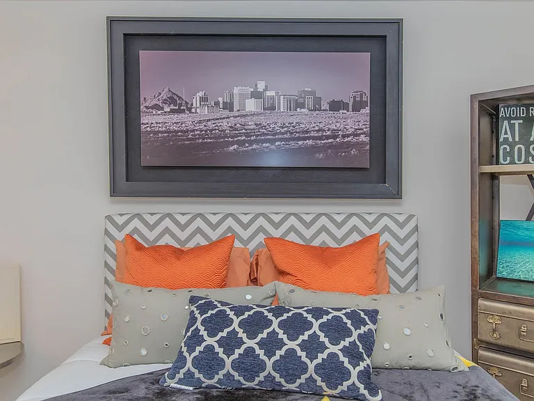 Studio 710 Apartments — Photo 43