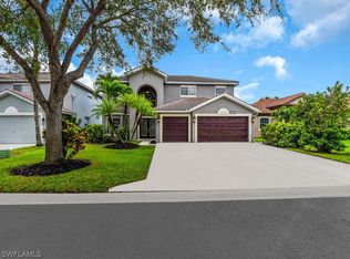 9753 Blue Stone Cir, Fort Myers, FL 33913