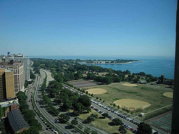 3rd image of 3600 N Lake Shore Dr APT 2722