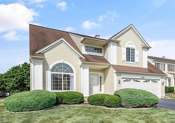 2nd image of 468 Knoll Crest Dr