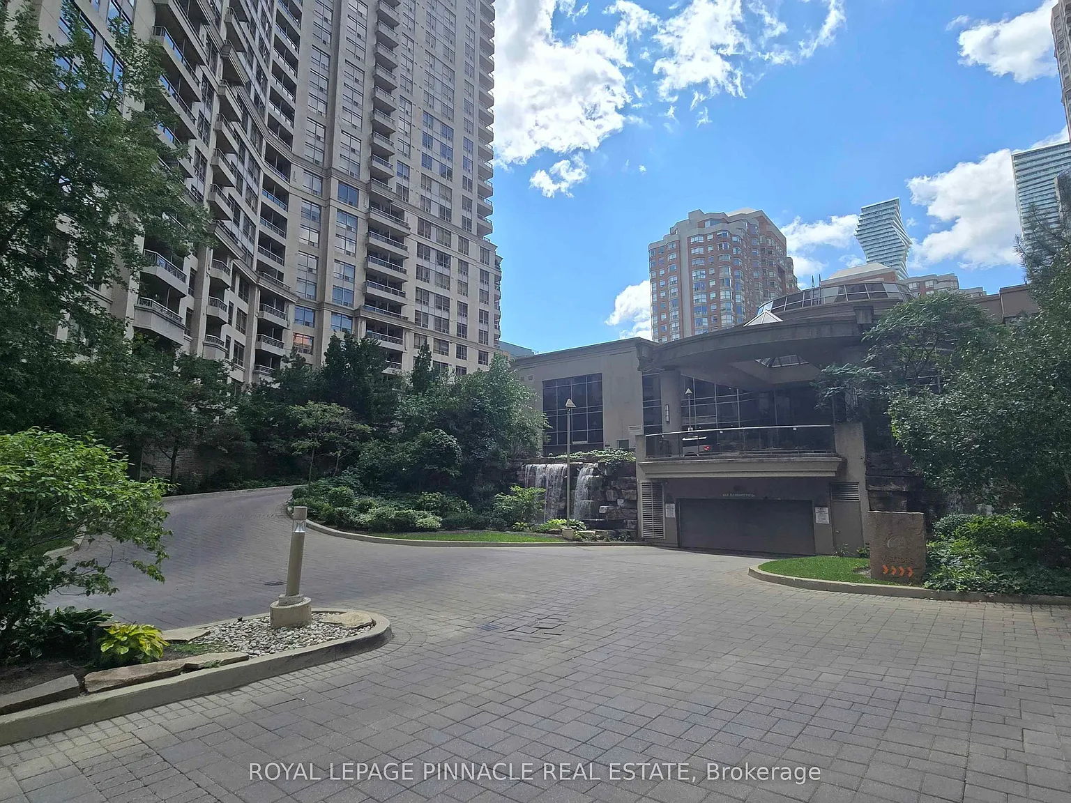 3 bed, $3,300 — Photo 2