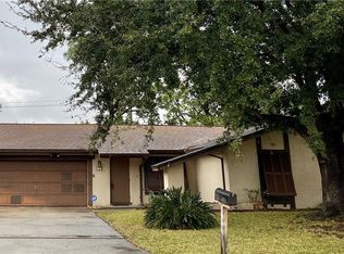 1325 Torreya Cir, North Fort Myers, FL 33917