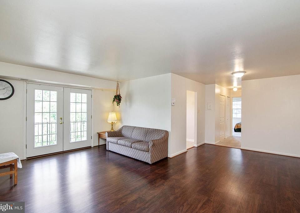 1st image of 5929 Quantrell Ave APT 203