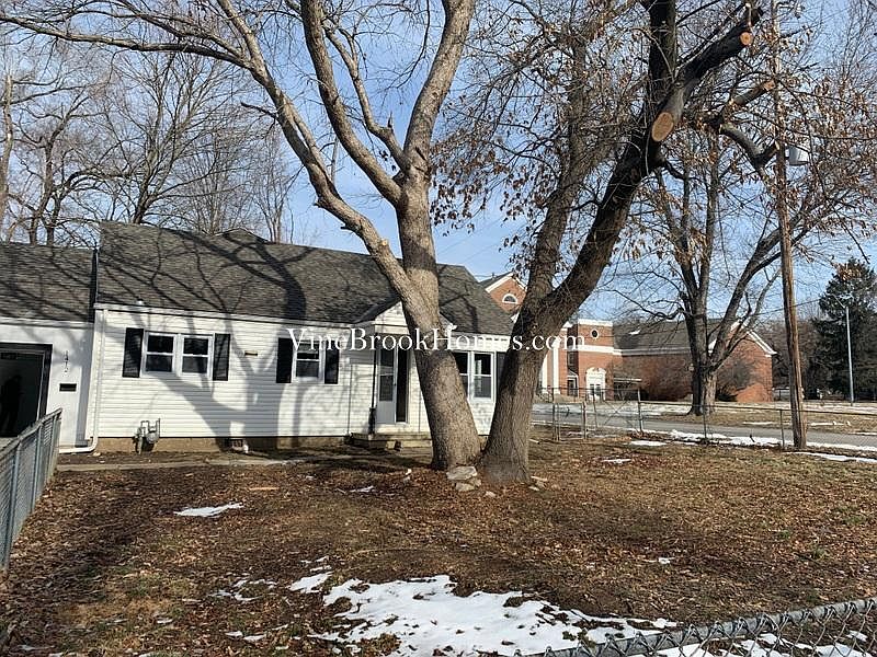 1st image of 1412 W 27th St S