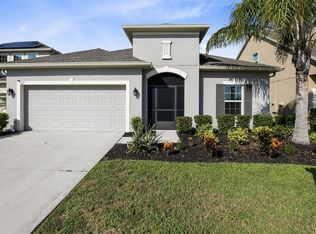 517 Blue Cypress Dr, Groveland, FL 34736