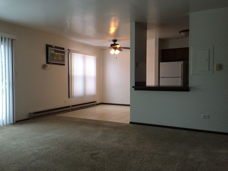 1st image of 4335 Centennial Ct APT 07