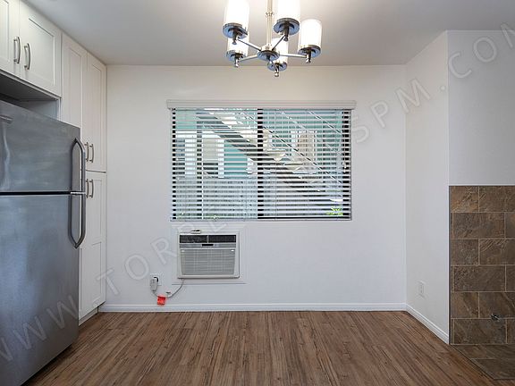 5th image of 3736 Arnold Ave #1