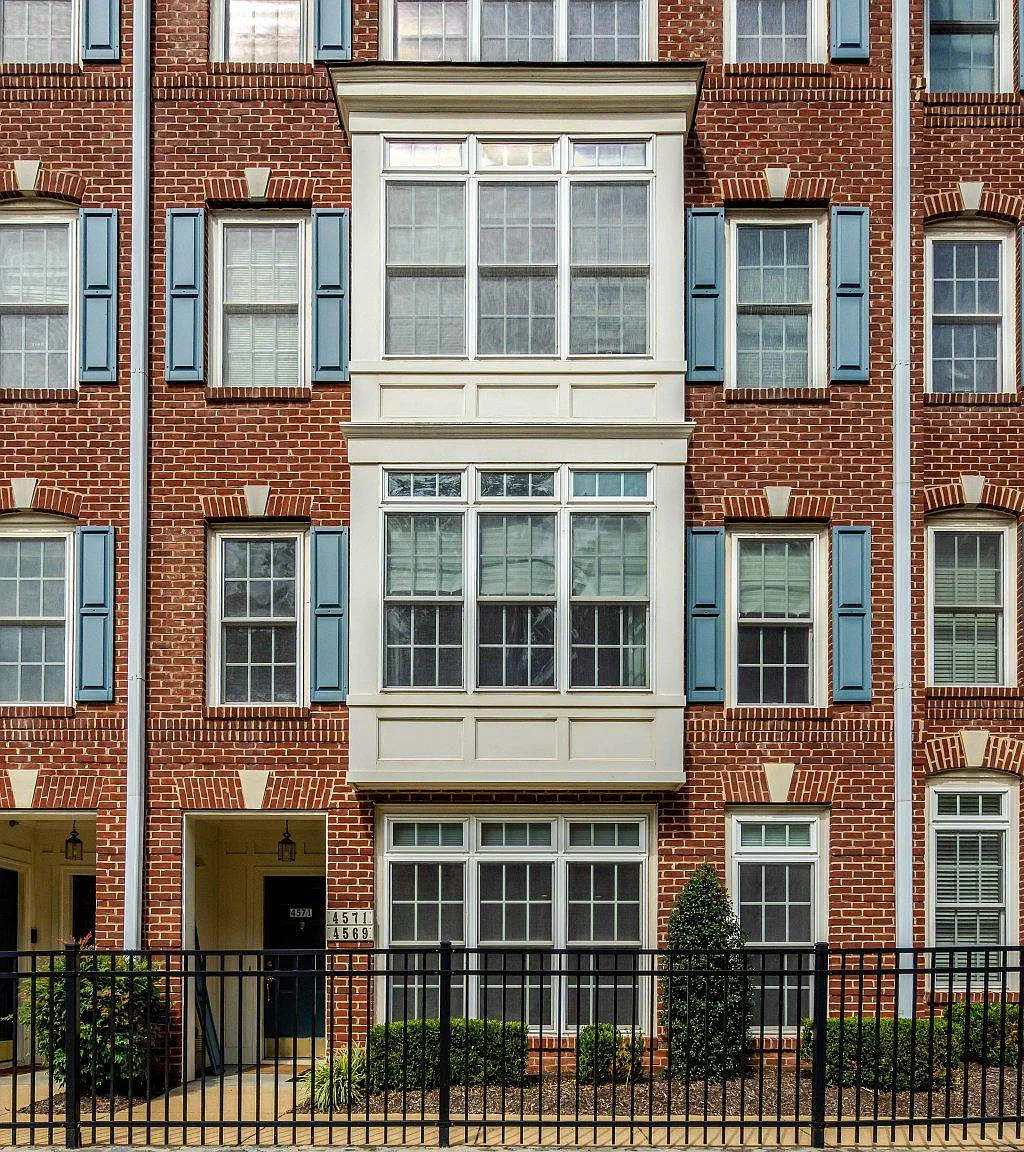 3 bed, 2.5 bath, 1566 sqft, $3,000 — Photo 1