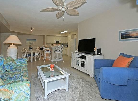 3rd image of 1150 Wildwood Lakes Blvd #8-205