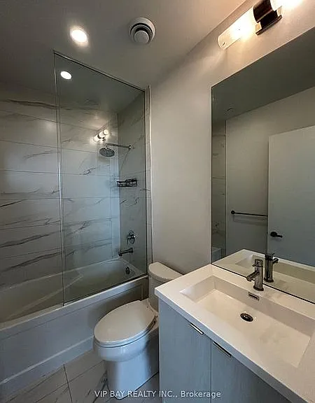138 Downes St #5905 — Photo 51