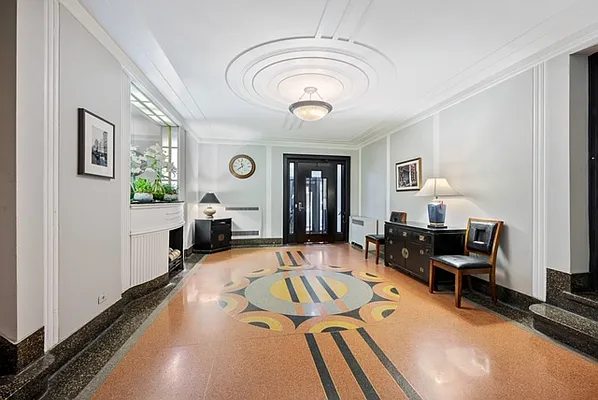 Sold by Compass | media 16