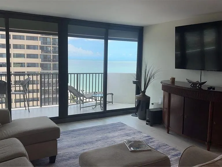4005 Gulf Shore Blvd N #1104 — Photo 16
