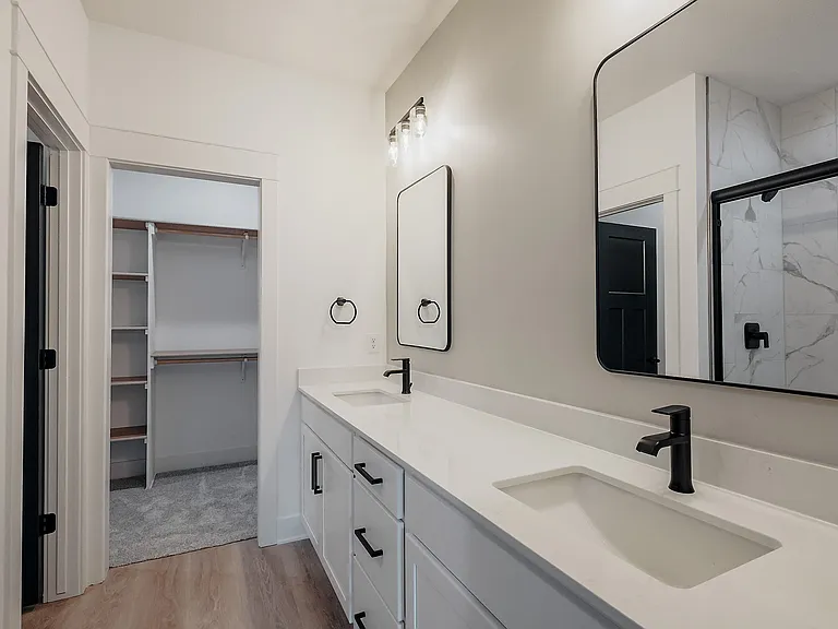 4917 Spire St — Photo 17