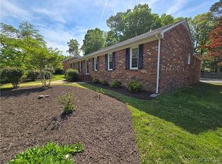 8600 Chester Forest Ln, North Chesterfield, VA 23237