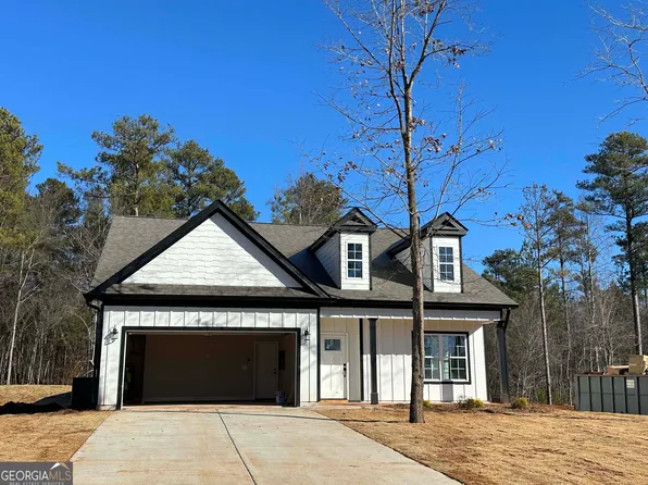 330 Park Place Dr, Lavonia, GA 30553