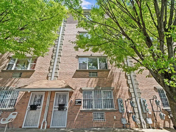 53 Woods Pl, Brooklyn, NY 11226