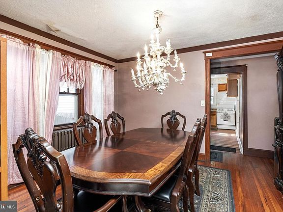 5th image of 51 Charlotte Ave