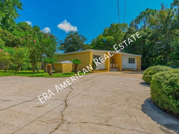 27 Holly Ave