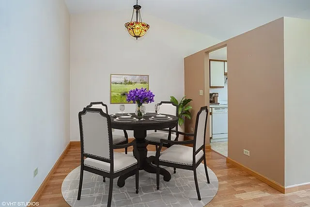 1517 Commodore Ct #6 — Photo 9