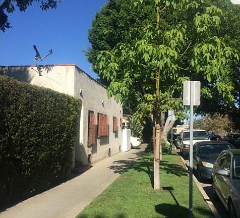 4th image of 7339 Romaine St