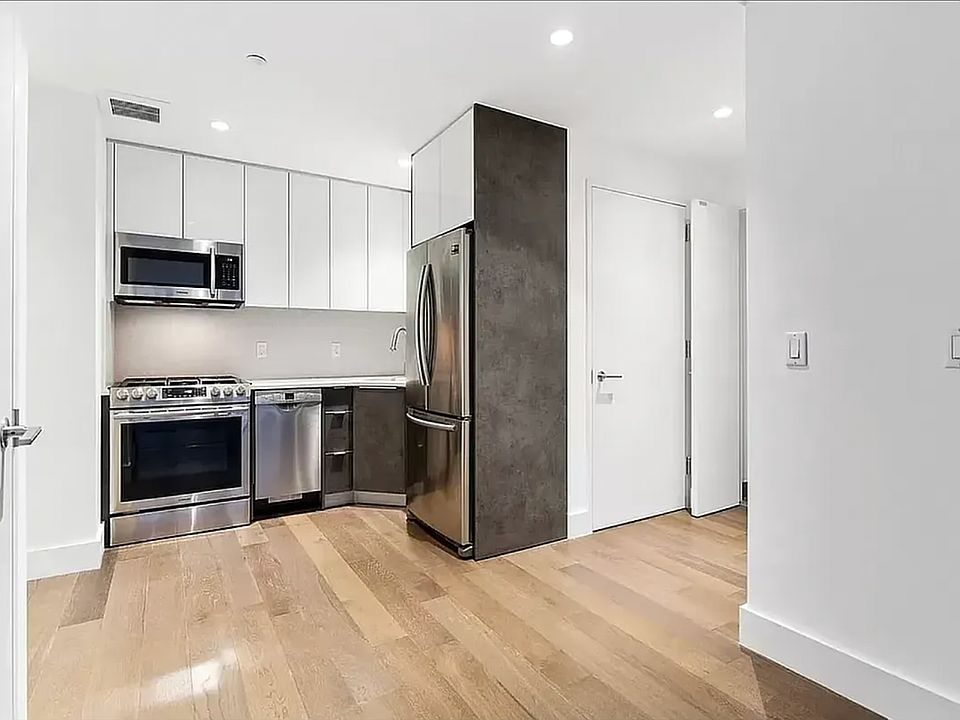 1st image of 227 Lexington Ave #1004