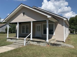 113 Maple St, Cochran, GA 31014