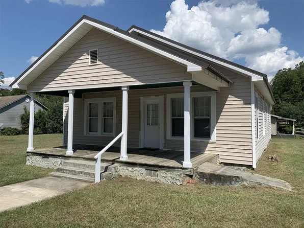 113 Maple St, Cochran, GA 31014