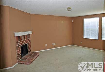 3rd image of 2653 Mariners Ct