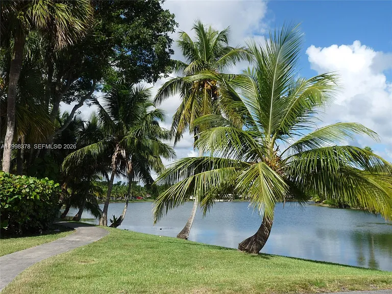 14525 N Kendall Dr #102J — Photo 18
