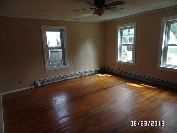 4th image of 14 Park St