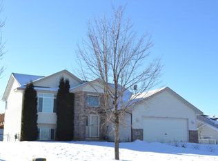 1803 Garfield St S, Cambridge, MN 55008