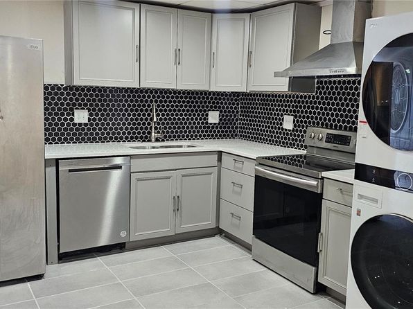 10690 E Utah Pl