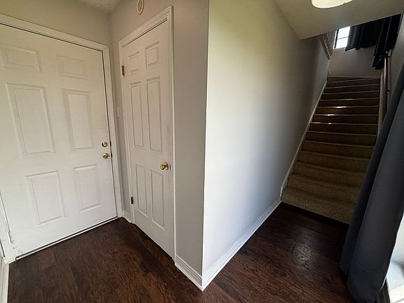3rd image of 12 Meadow Creek Dr