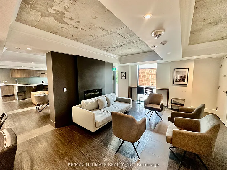 57 Brock Ave #704 — Photo 39