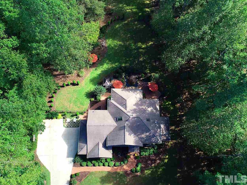 1st image of 6724 Creek Wood Dr