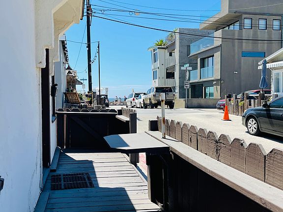 3rd image of 717 San Jose Pl