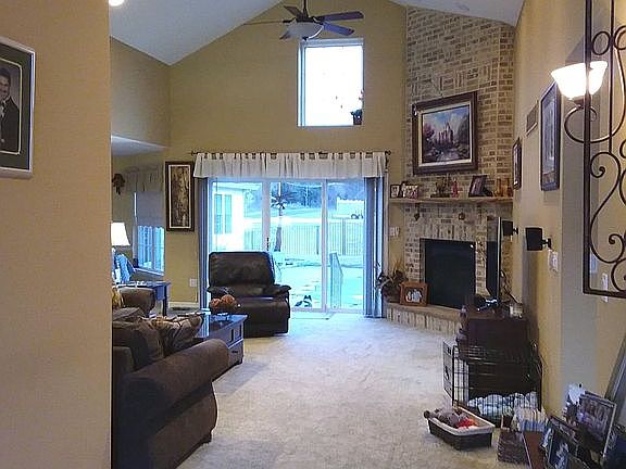 Foyer from front door 