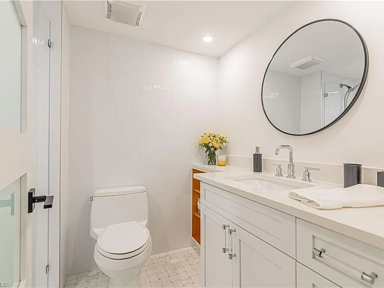 2880 Gulf Shore Blvd N #509 — Photo 20
