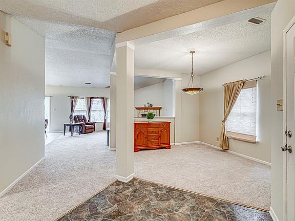 4th image of 597 Waterford Way